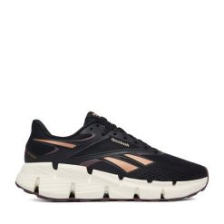 Buty na siłownię Reebok. Czarne buty treningowe Reebok, bez wzorów, bez zapięcia, na fitness i siłownię. Za 369.99 zł.