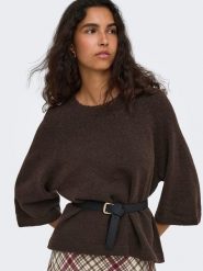 ONLY Sweter w kolorze brązowym rozmiar: S. Brązowe swetry ONLY, s, bez wzorów, bez ramiączek. Za 89.95 zł.