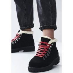 Czarne Traperki Want Them. Traperki marki Born2be. Za 109.99 zł.