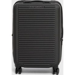 Mandarina Duck walizka kolor czarny. Czarne walizki Mandarina Duck. Za 979.99 zł.