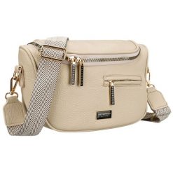 Saszetka damska ze skóry ekologicznej w beżowym kolorze z kieszenią na rewersie - Peterson. Brązowe nerki i saszetki Peterson, bez wzorów, ze skóry ekologicznej, bez dodatków. Za 87.99 zł.