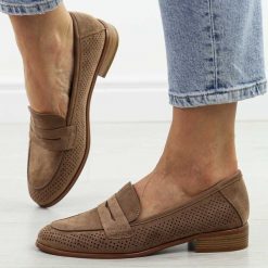 Khaki zamszowe mokasyny damskie Potocki 12585. Brązowe mokasyny POTOCKI, w ażurowe wzory, z jeansu. Za 179.00 zł.