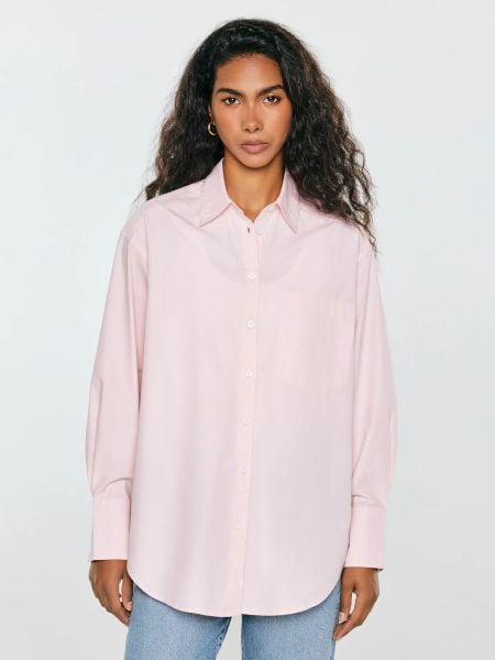 Koszula damska oversize różowa lamesa 600. Czerwone koszule BIG STAR, l, bez wzorów, z bawełny, z asymetrycznym kołnierzem, bez ramiączek. Za 229.99 zł.