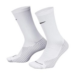 Skarpety Piłkarskie Unisex Strike Dla Dorosłych. Białe skarpetki sportowe Nike, bez wzorów, do piłki nożnej. Za 76.99 zł.