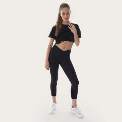 Damskie legginsy z dzianiny Snap Climbing. Czarne legginsy SNAP CLIMBING, bez wzorów, z dzianiny. Za 312.50 zł.