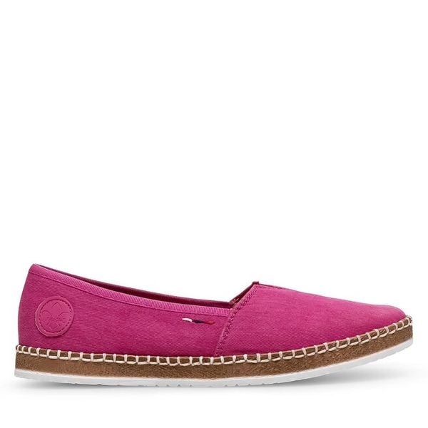 Espadryle Rieker. Czerwone espadryle Rieker, bez wzorów, bez obcasa. Za 269.99 zł.