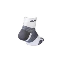 Skarpety 1-4 2XU Vectr Ultralight. Białe skarpetki 2XU, bez wzorów. Za 160.00 zł.