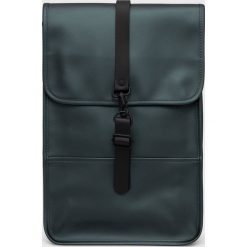 Rains plecak 12800 Backpack Mini kolor zielony duży gładki. Zielone plecaki Rains, bez wzorów, bez dodatków. W wyprzedaży za 314.99 zł.
