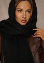 Czarny Szalik Ozdobiony Frędzlami Owedela. Czarne szaliki i kominy Renee, bez wzorów, z jeansu, street. Za 39.99 zł.