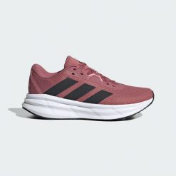 Buty Galaxy 7 Running. Czerwone buty do biegania adidas, bez wzorów, z materiału, bez zapięcia, do biegania. Za 239.00 zł.