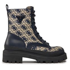 Trapery Guess. Niebieskie traperki Guess, z aplikacjami, bez obcasa, bez zapięcia. Za 739.99 zł.