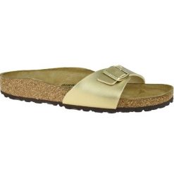 Klapki Birkenstock Madrid Bf 1016107 złoty. Żółte klapki bez wzorów, z materiału, casualowe, bez obcasa, bez zapięcia. Za 470.78 zł.