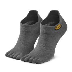 Skarpety Niskie Unisex Vibram Fivefingers. Szare skarpetki Vibram Fivefingers, bez wzorów. Za 59.99 zł.