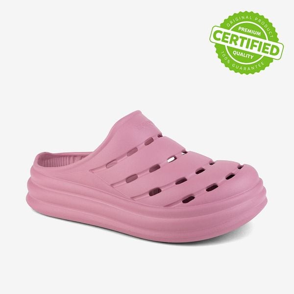 Damskie klapki typu clogs Coqui. Czerwone klapki Coqui, bez wzorów, z materiału, bez obcasa, na obcasie, bez zapięcia. Za 129.99 zł.