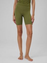 4F Szorty sportowe w kolorze khaki rozmiar: M. Brązowe szorty sportowe 4f, bez wzorów, z materiału, outdoorowe. Za 77.95 zł.