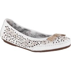Baleriny RIEKER 41456-81. Białe baleriny Rieker, bez wzorów, ze skóry, bez obcasa, bez zapięcia. W wyprzedaży za 199.99 zł.