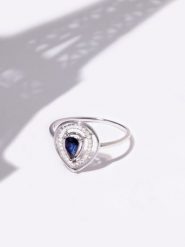 DIAMOND & CO Złoty pierścionek "Océane" z diamentami rozmiar: 58. Niebieskie pierścionki Diamond & Co, z diamentem, złote. Za 1,252.99 zł.