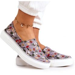 Damskie Tenisówki Slip On Memory Foam Big Star JJ276015 Szare. Szare trampki bez wzorów, retro, przed kostkę, bez zapięcia. Za 229.32 zł.
