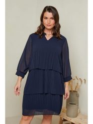 Curvy Lady Sukienka w kolorze granatowym rozmiar: 40/42. Niebieskie sukienki Curvy Lady, bez wzorów, klasyczne, bez kołnierzyka, bez ramiączek, midi. Za 88.02 zł.