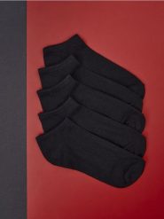 Skarpetki 5 pack - czarny. Czarne skarpetki Sinsay, bez wzorów. Za 9.99 zł.
