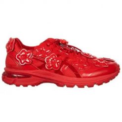 Buty do chodzenia damskie Asics Gel-Terrain. Czerwone buty treningowe ASICS, z aplikacjami, z jeansu, bez zapięcia, trekkingowe. Za 973.00 zł.