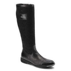Czarne Kozaki Chebello Damskie Stylowe Obuwie. Czarne kozaki CheBello, z aplikacjami, z futra, eleganckie, bez obcasa, na płaskiej podeszwie, bez zapięcia. Za 299.00 zł.