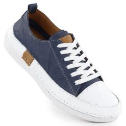 Skórzane niskie trampki niebieskie T.Sokolski 8260. Niebieskie trampki T.Sokolski, bez wzorów, ze skóry, bez zapięcia. Za 249.99 zł.