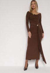 Brązowa Dopasowana Sukienka z Ozdobnym Marszczeniem Trenem i Rozcięciem Alutria. Brązowe sukienki Born2be, na wesele, m, bez wzorów, wizytowe, bez kołnierzyka, bez ramiączek, dopasowane. Za 139.99 zł.