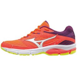 Mizuno Buty Biegowe Wave Surge (W) Fierycoral/Wht/Grapejuic 38.5/5.5. Buty do biegania marki Mizuno. W wyprzedaży za 249.00 zł.