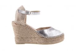 Espadryle Bayla-115 D402500 Laminado Plata, Srebrny, Skóra naturalna, - 39. Szare espadryle Bayla, bez wzorów, z materiału, bez obcasa, na koturnie. W wyprzedaży za 62.10 zł.