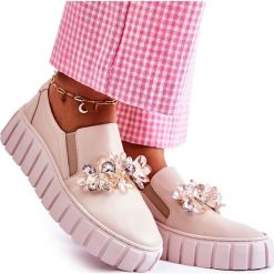 PA2 Damskie Skórzane Tenisówki Slip-On Z Ozdobą Beżowe Mirana beżowy. Brązowe trampki PA2, z aplikacjami, ze skóry, bez zapięcia. Za 429.00 zł.