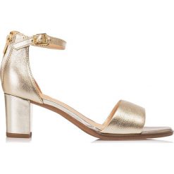 Clarks Sandały Clarks Kaylin60 2Part 26166824. Sandały Clarks, bez wzorów, bez obcasa, bez zapięcia. Za 405.90 zł.