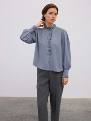 BGN Bluzka w kolorze antracytowym rozmiar: 40. Czarne bluzki BGN, bez wzorów, bez kołnierzyka, bez ramiączek. Za 153.45 zł.