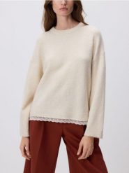 Sweter z koronkowym wykończeniem - beżowy. Brązowe swetry Reserved, l, bez wzorów, z dzianiny, bez ramiączek. Za 139.99 zł.