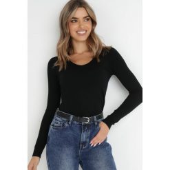 Czarny Sweter Seas. Czarne swetry Born2be, m, bez wzorów, casualowe, bez ramiączek. W wyprzedaży za 55.99 zł.