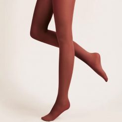 Rajstopy Gabriella Microfibre 40 den bordo kryjące. Czerwone rajstopy Gabriella, bez wzorów, z dzianiny. Za 25.90 zł.
