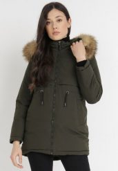 Ciemnozielona Kurtka Hekadina. Zielone kurtki Born2be, l, bez wzorów, z futra, bez kaptura. W wyprzedaży za 139.99 zł.