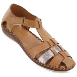 Skórzane sandały damskie brązowe T.Sokolski L5208. Brązowe sandały T.Sokolski, bez wzorów, ze skóry, bez obcasa, na koturnie, bez zapięcia. Za 249.99 zł.