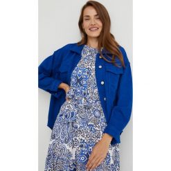 Answear Lab kurtka jeansowa damska przejściowa oversize. Niebieskie kurtki Answear Lab, l, bez wzorów, z jeansu, bez kaptura. W wyprzedaży za 114.99 zł.