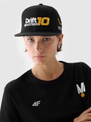 4F Czapka z daszkiem snapback uniseks 4F x Drift Masters - czarna Uniwersalny. Czarne czapki z daszkiem 4f, bez wzorów, z materiału. W wyprzedaży za 89.99 zł.