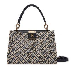 Torebka Tommy Hilfiger. Niebieskie torebki klasyczne Tommy Hilfiger, bez wzorów, klasyczne, bez dodatków. Za 699.99 zł.