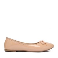 Baleriny JENNY. Brązowe baleriny Jenny, bez wzorów, bez obcasa, bez zapięcia. Za 59.99 zł.