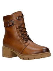 Wojas Skórzane botki w kolorze jasnobrązowym rozmiar: 39. Brązowe botki Wojas, bez wzorów, z materiału, eleganckie, bez obcasa, bez zapięcia. Za 374.19 zł.