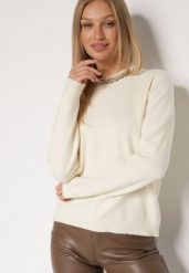 Biały Sweter z Dodatkiem Kaszmiru Ozdobiony Cekinami i Cyrkoniami Vetimona. Białe swetry Born2be, z aplikacjami, z jeansu, eleganckie, bez ramiączek. Za 89.99 zł.