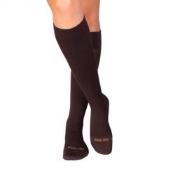 Długie skarpety uciskowe 3/4 z bawełny merceryzowanej brązowe. Brązowe skarpetki OEM, bez wzorów, z bawełny. Za 87.79 zł.