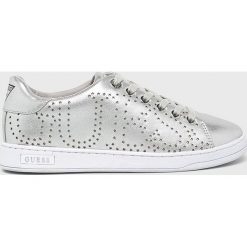 Guess Jeans - Buty. Szare buty sportowe lifestyle Guess Jeans, z aplikacjami, z jeansu, sportowe, z okrągłym noskiem, bez zapięcia. W wyprzedaży za 269.90 zł.