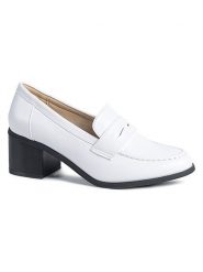 C'M Czółenka w kolorze białym rozmiar: 36. Białe czółenka C'M, bez wzorów, klasyczne, bez obcasa, bez zapięcia. Za 121.99 zł.