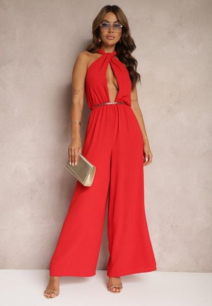 Czerwony Taliowany Kombinezon ze Ściągaczem w Talii i Wiązaniem przy Szyi Rivasiris. Czerwone sukienki Renee, do pracy, bez wzorów, biznesowe, bez kołnierzyka, bez ramiączek. Za 79.99 zł.