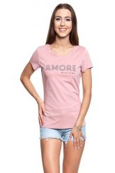 MUSTANG T SHIRT DAMSKI Alexia C Print 1008972 8148. Czerwone t-shirty Mustang, s, bez wzorów, bez kołnierzyka, bez ramiączek. W wyprzedaży za 39.99 zł.
