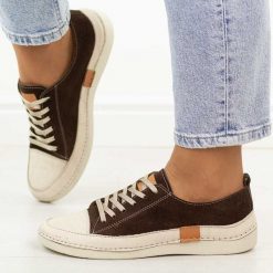 Brązowe nubuk skórzane półbuty damskie T.Sokolski 8260. Brązowe półbuty wsuwane Sokolski, na jesień, bez wzorów, z jeansu, eleganckie, z okrągłym noskiem, bez obcasa, na płaskiej podeszwie. Za 299.00 zł.